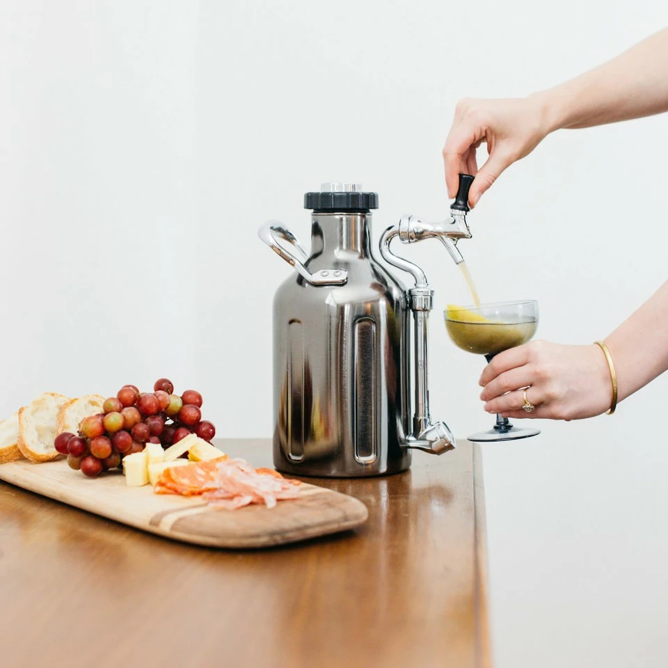 GrowlerWerks uKeg Growler, 1.9 L. 5 GrowlerWerks uKeg Growler, 1.9 L. - Image 5