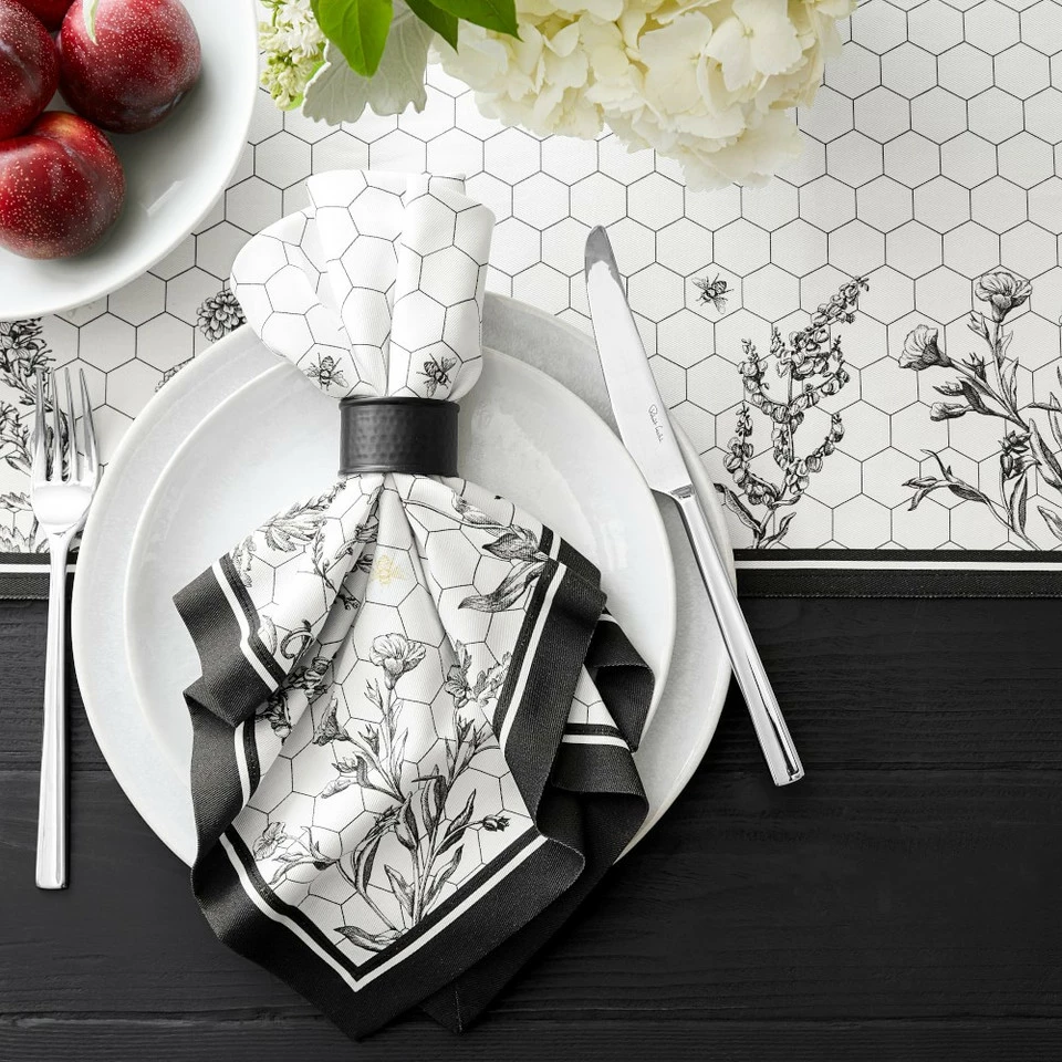 Honeycomb Napkins, Set of 4 4 Honeycomb Napkins, Set of 4 - Image 2