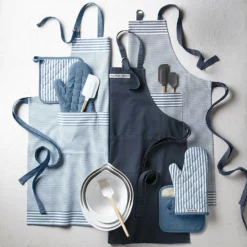 Williams Sonoma Classic Solid Adult & Kid Aprons -Deals BAR Store personalized adult apron 202139 0003 williams sonoma bay stripe adult kid aprons z