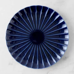 Scalloped Charger -Deals BAR Store scalloped charger 202219 0097 scalloped charger z