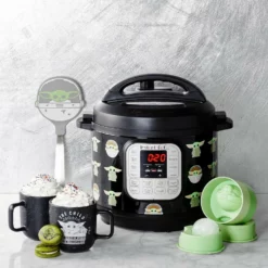 Star Wars™ The Child Ice Moulds, Set of 2 -Deals BAR Store star wars the child ice mold set of 2 202217 0021 star wars instant pot duo 6 qt pressure cooker the child l 1 z