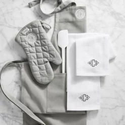 Williams Sonoma Oven Mitt 16 Williams Sonoma Oven Mitt -Deals BAR Store williams sonoma logo oven mitt 202149 0268 williams sonoma classic solid adult kid aprons z