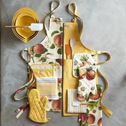 Williams Sonoma Potholder -Deals BAR Store williams sonoma logo pot holder 202139 0036 williams sonoma silicone spoonula with classic wood handle z