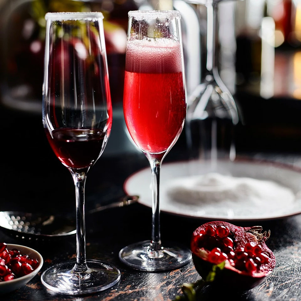 Williams Sonoma Open Kitchen Champagne Flute 4 Williams Sonoma Open Kitchen Champagne Flute - Image 2